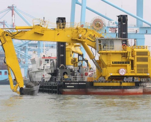 Backhoe 900B